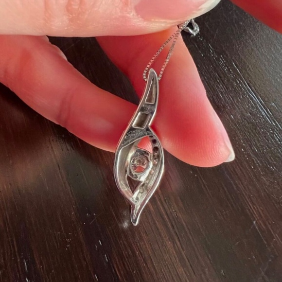 Zales 14k white gold necklace with pave diamonds and a center brilliant diamond - Picture 7 of 8